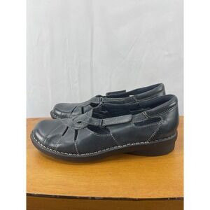 Clarks Bendables Women's Navy leather Mary Jane shoes Size 7.5